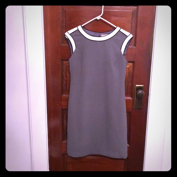 Banana Republic Dresses & Skirts - BANANA REPUBLIC GRAY SHIFT DRESS - SIZE 2 - NWT